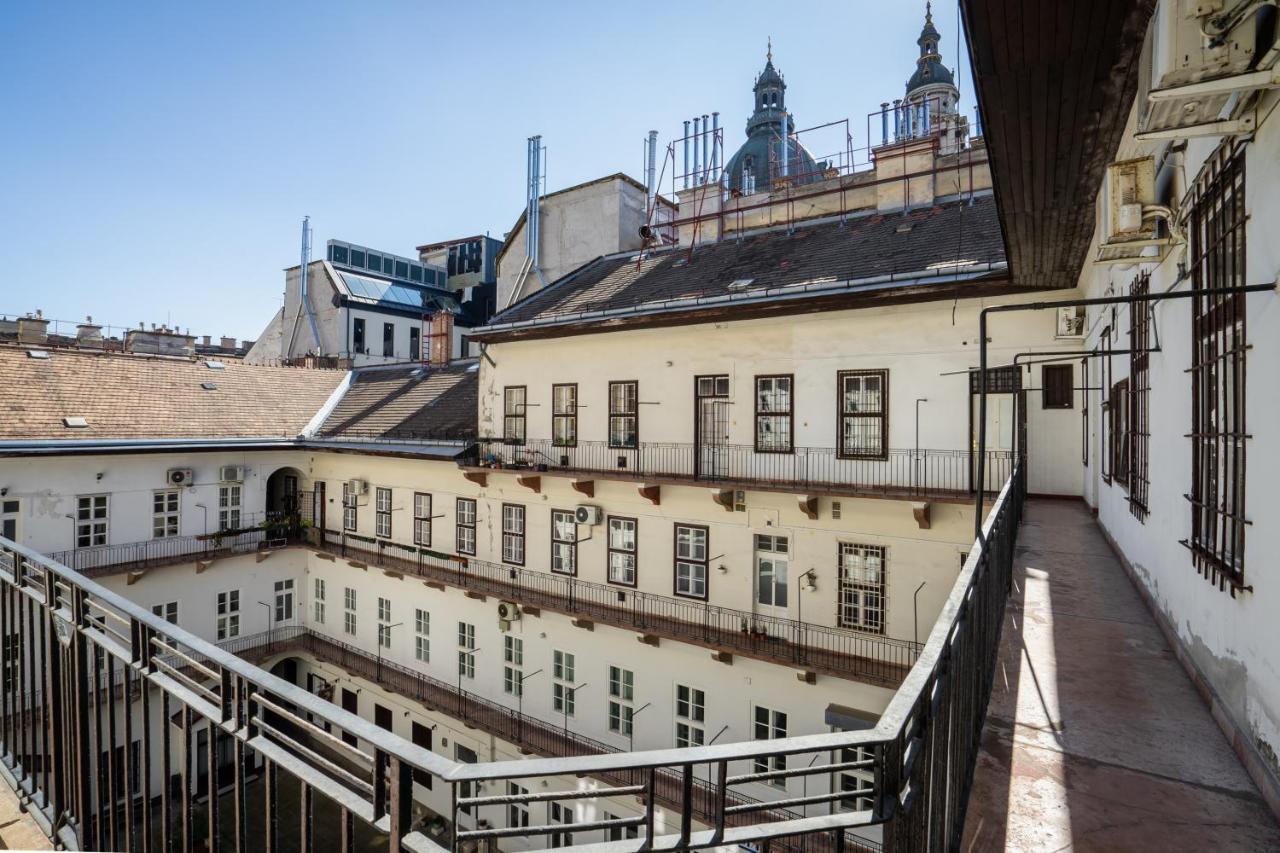 Basilika View Elegant Suite Need Reservation For Free Parking Budapest Esterno foto